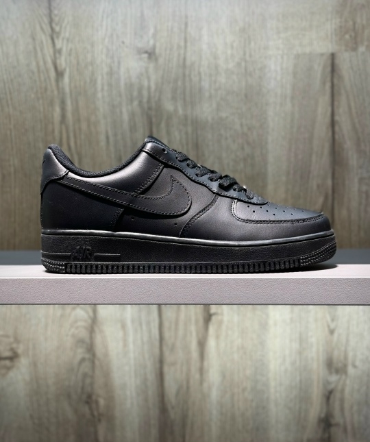 Nike Air Force 1 ’07 Black